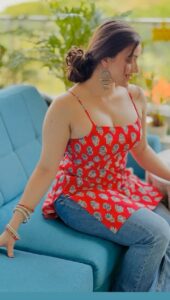 escorts in Walton Road Lahore