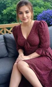 Escorts in Shahrah-e-Faisal Karachi