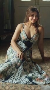 verified 18+ call girls in Karachi